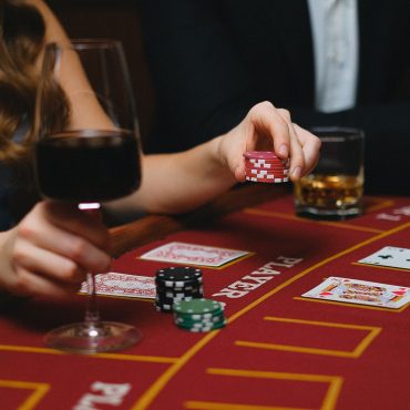 Kas ir kazino bezmaksas kredīti?